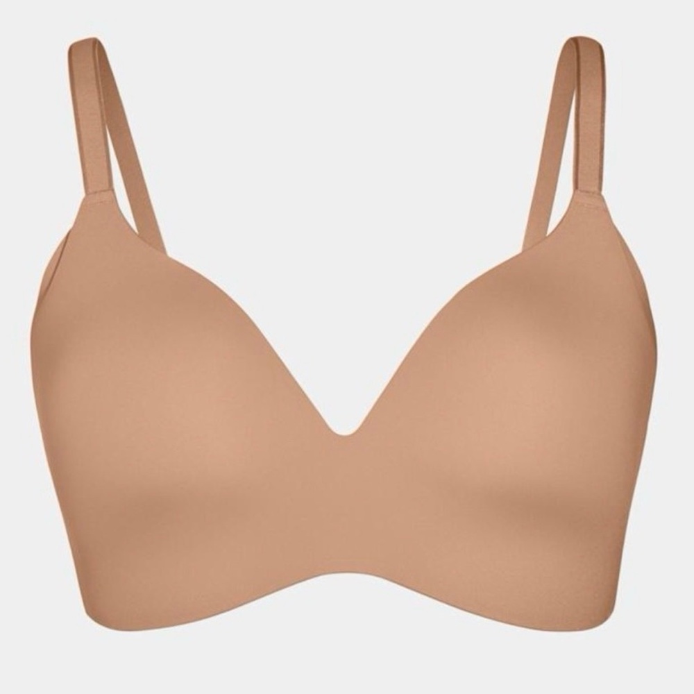 NWT Knix Size 6 (32DD, 34DD, 32E/DDD)  WingWoman Contour Bra - Warm Sands